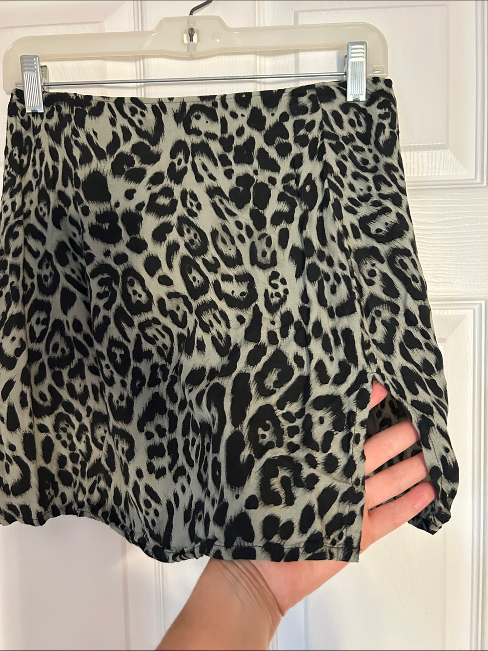 Motel black and gray Leopard Print Mini Skirt size small